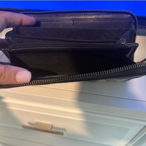 GG Canvas Canvas Continental Wallet - Picture 3 of 4